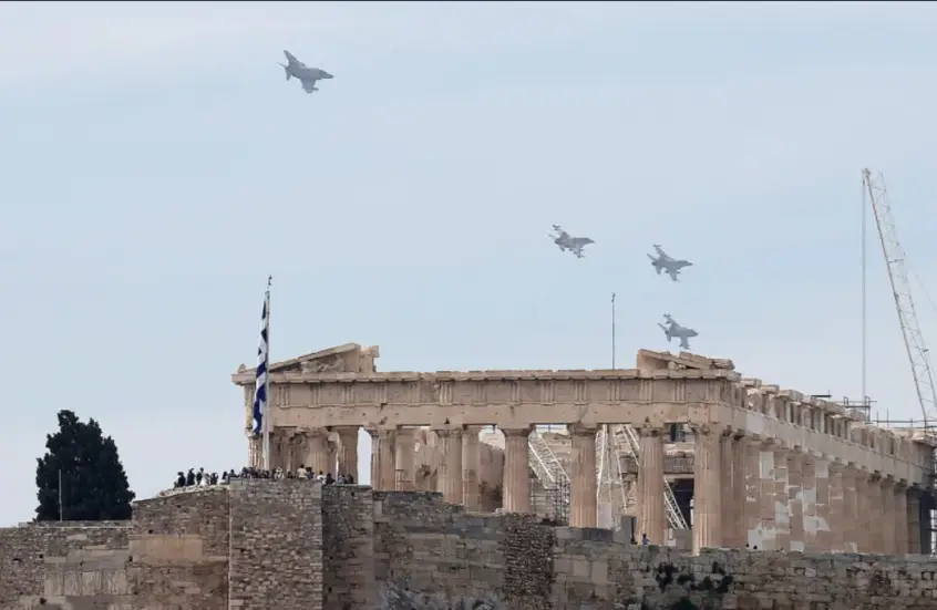 تقرير عبري يكشف تنسيقًا يونانيًا–إسرائيليًا للتصدي للنفوذ التركي في شرق المتوسط